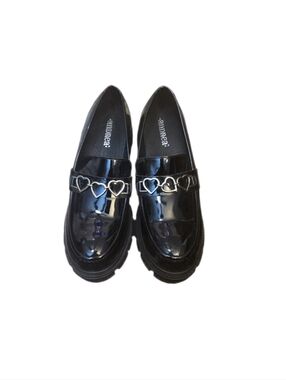 ANDREA Black Patent Heart-Trim platform Loafers for Women Sz 9